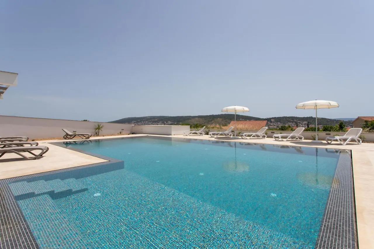 Apartments Top Hill Trogir