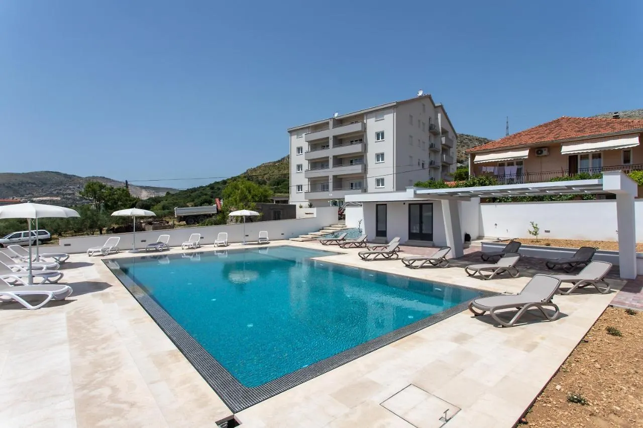 Apartments Top Hill Trogir