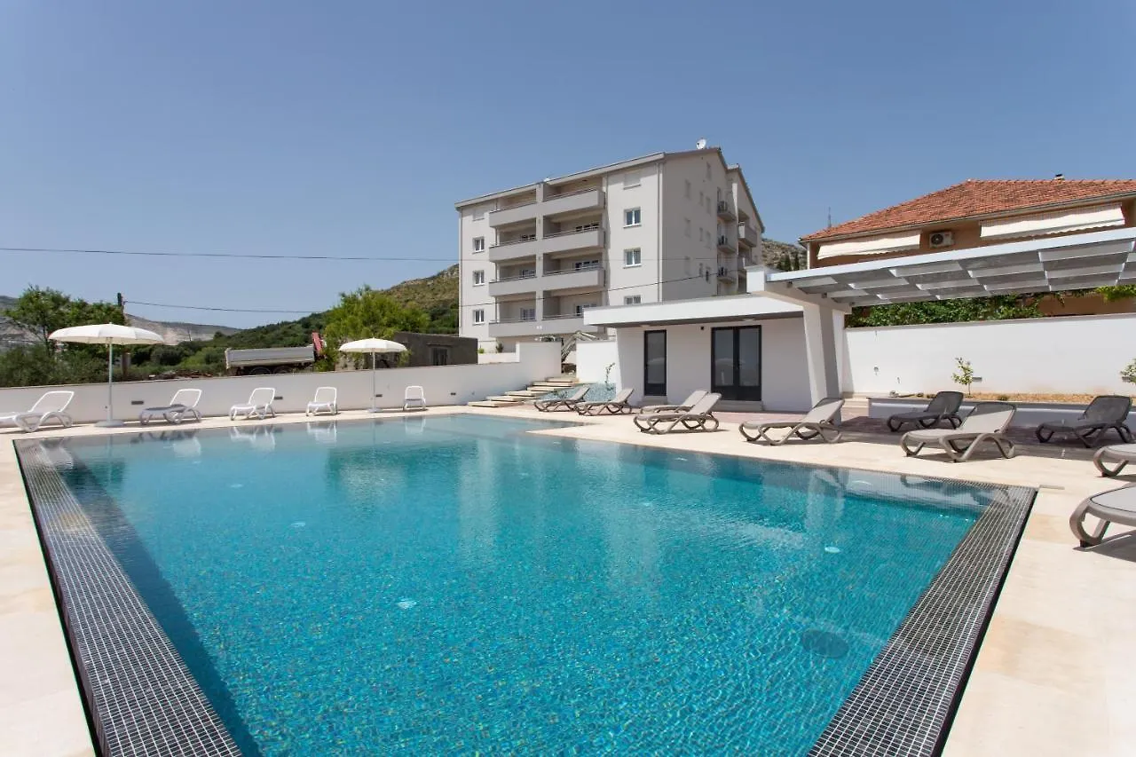 Apartments Top Hill Trogir
