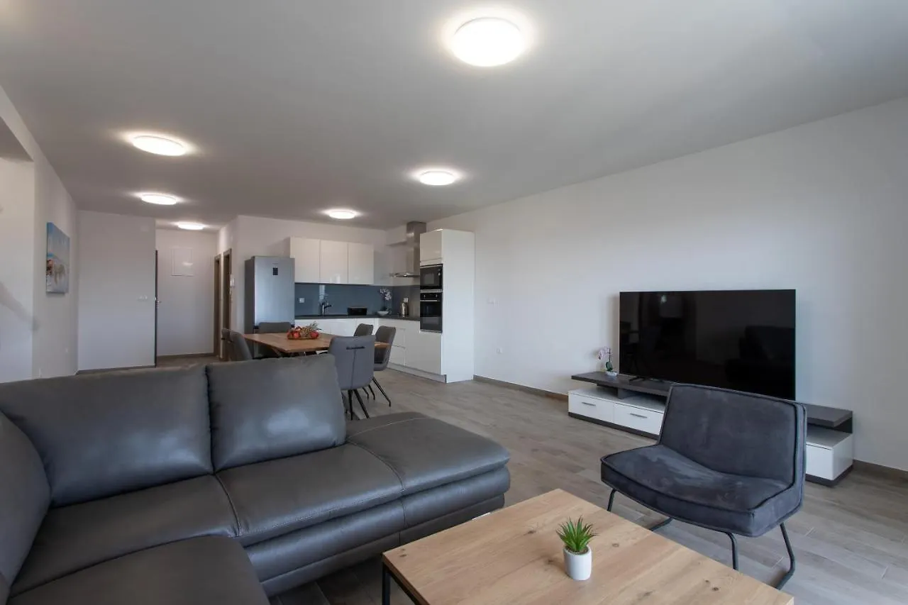 Apartments Top Hill Trogir Croatia