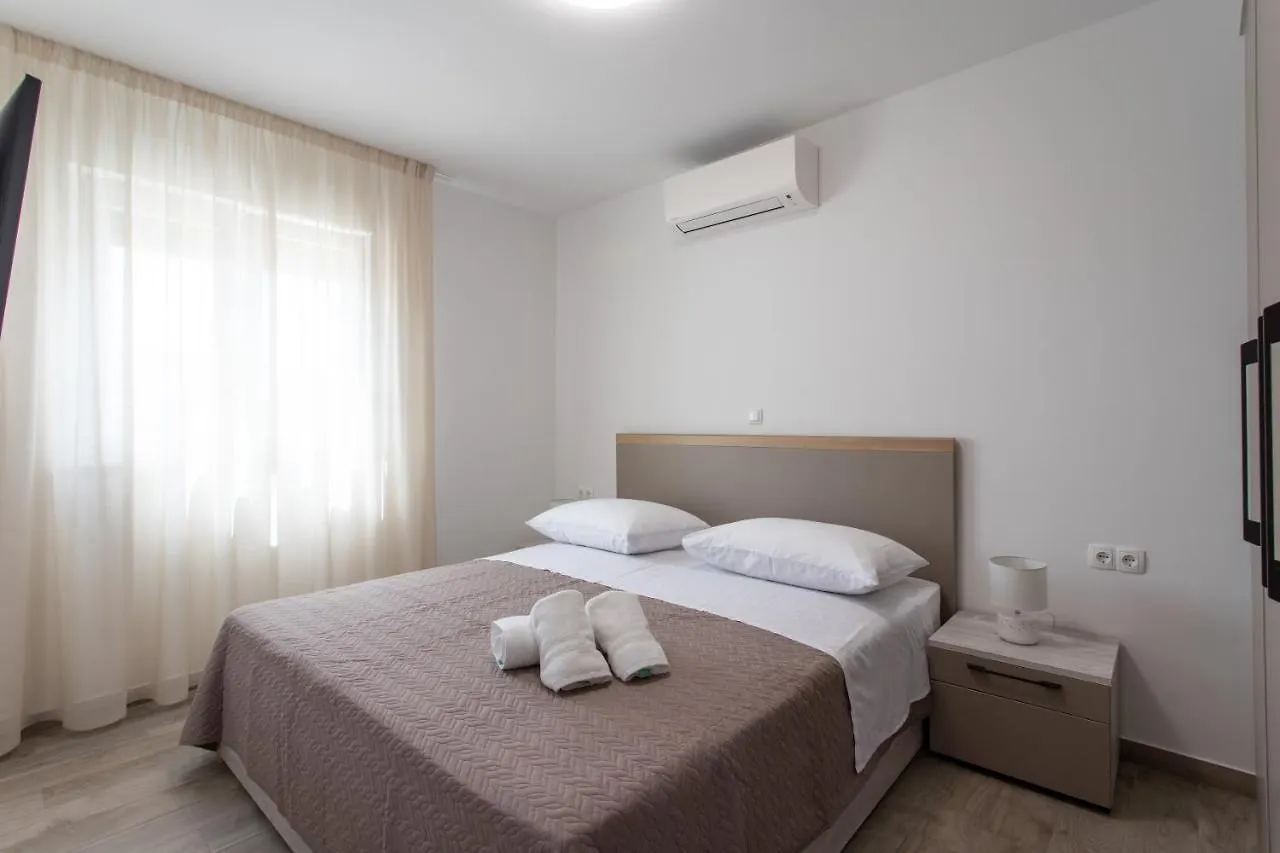 Apartments Top Hill Trogir Croatia